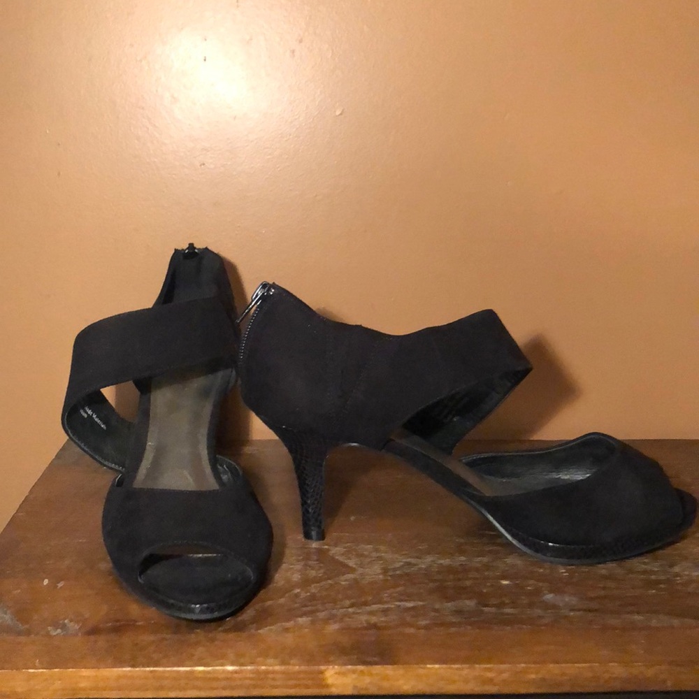Black heels